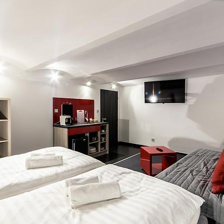 Silesia Residence Ostrava Exterior foto A typical studio apartment
