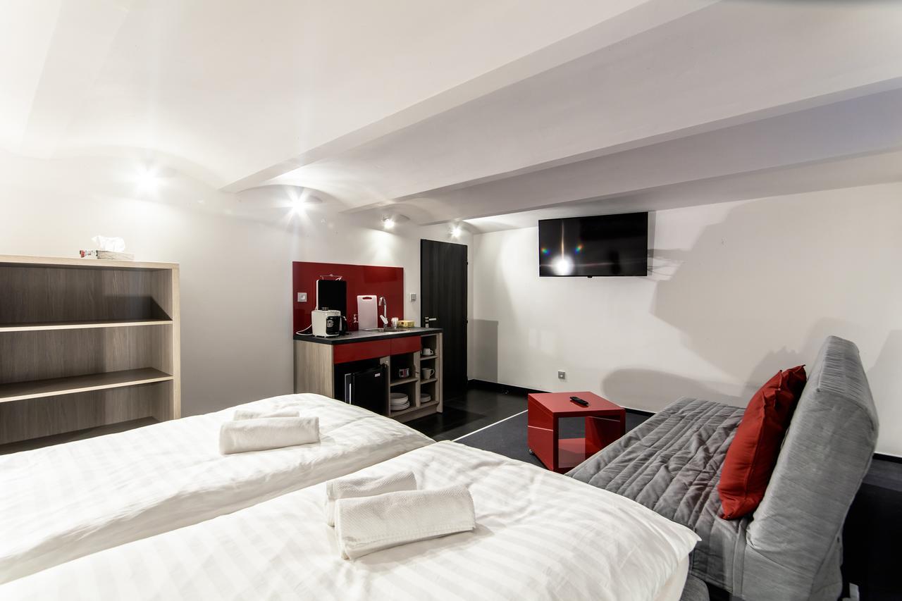 Silesia Residence Ostrava Exterior foto A typical studio apartment