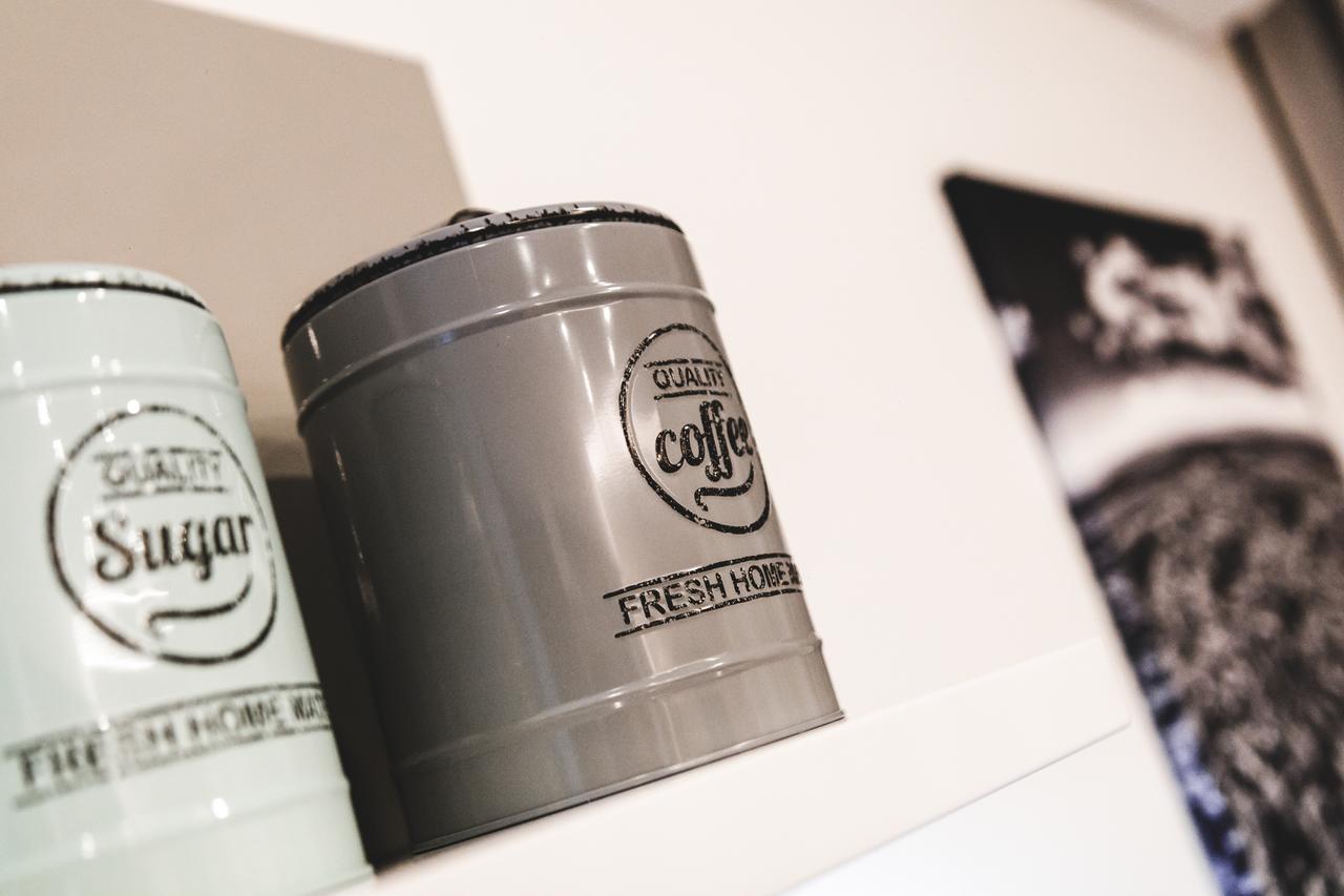 Silesia Residence Ostrava Exterior foto Coffee and sugar storage tins